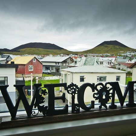 Guesthouse Hamar เวสมาร์นายาร์ ภายนอก รูปภาพ