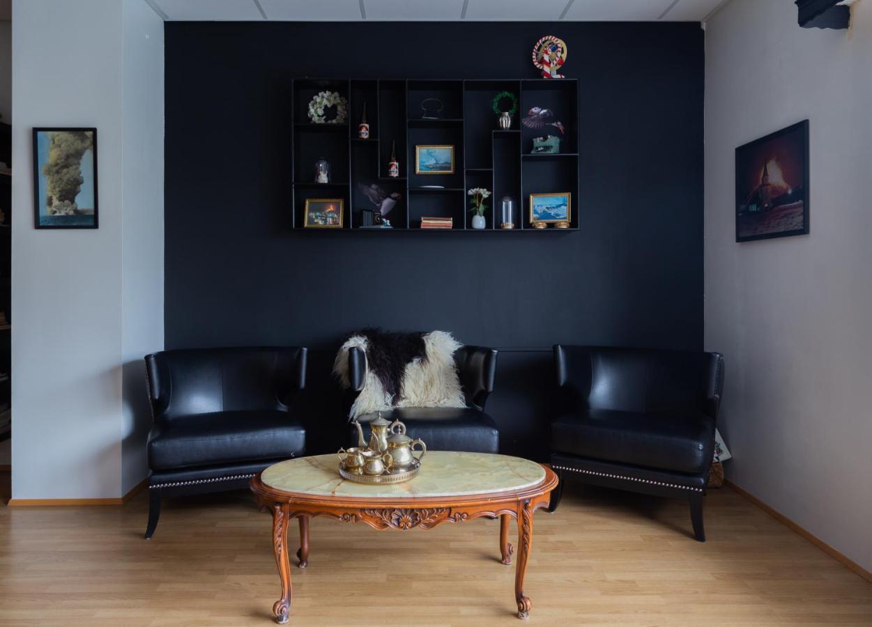 Guesthouse Hamar เวสมาร์นายาร์ ภายนอก รูปภาพ