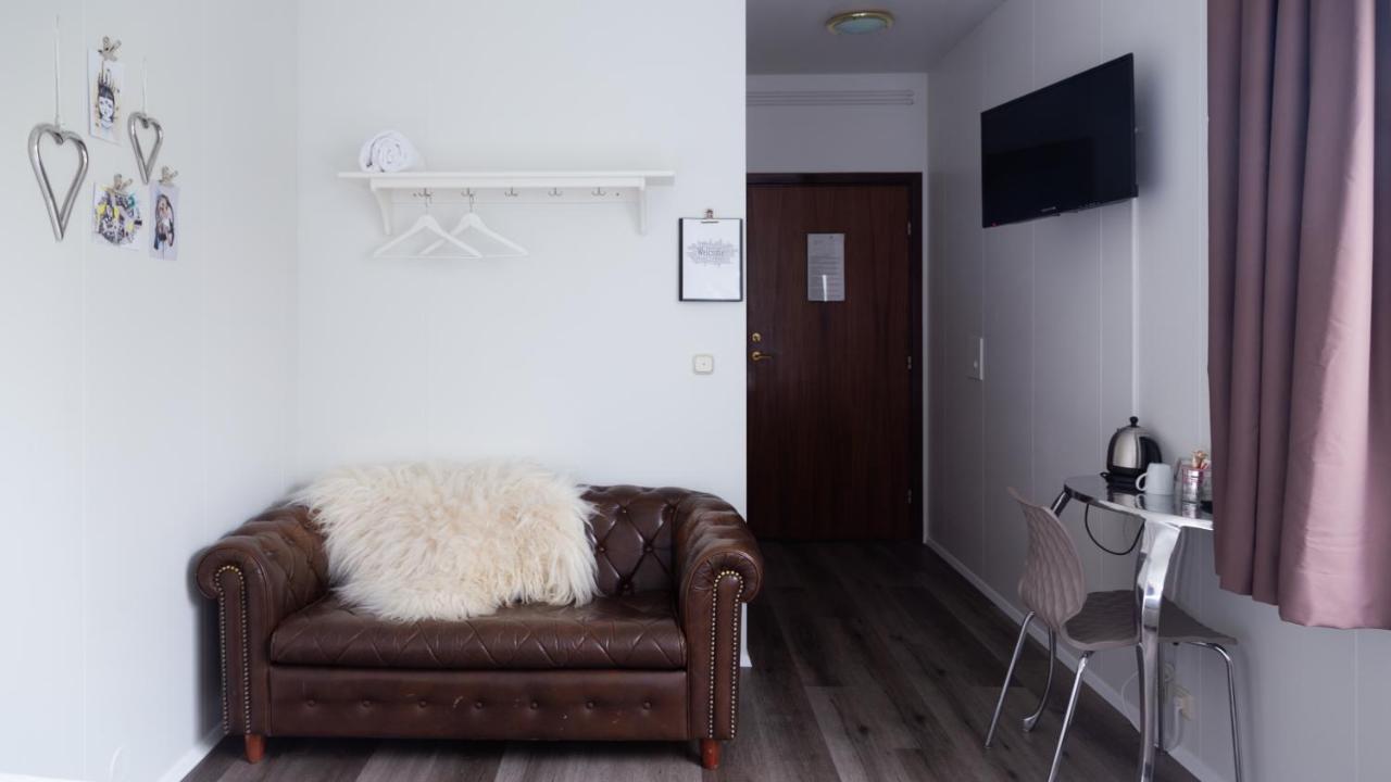 Guesthouse Hamar เวสมาร์นายาร์ ภายนอก รูปภาพ
