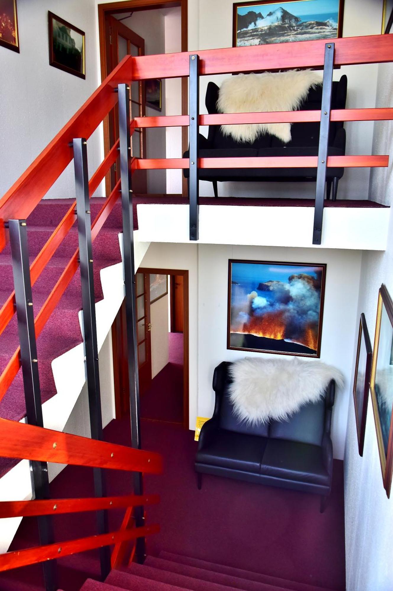 Guesthouse Hamar เวสมาร์นายาร์ ภายนอก รูปภาพ
